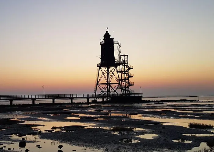 Hus Hinrichsen * دورم نيوفيلد