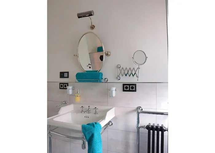 Hus Hinrichsen * دورم نيوفيلد